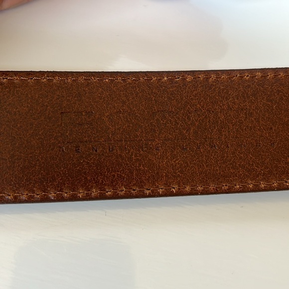 Fossil Brown Leather Belt Size Large Gold Brass Buckle Classic Jeans - Picture 6 of 12